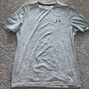 Men’s Under Armour Gray Short Sleeve Tee